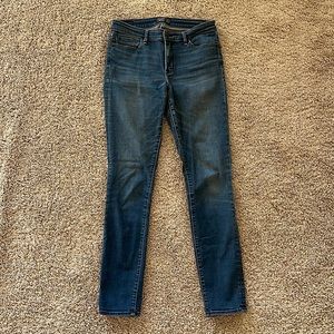 Abercrombie Harper Low Rise Super Skinny 4L